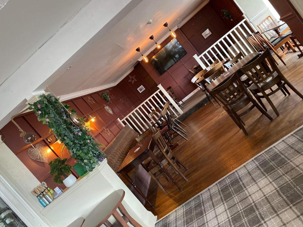 The Old Ship Hotel Newbiggin-by-the-Sea Exterior photo